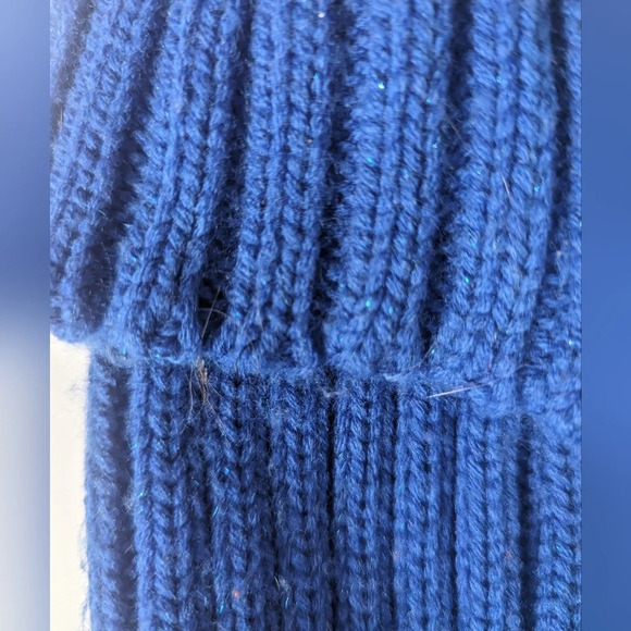 Winter Essentials Knitted Blue Ribbed Beanie  Touque Hat - Picture 5 of 8